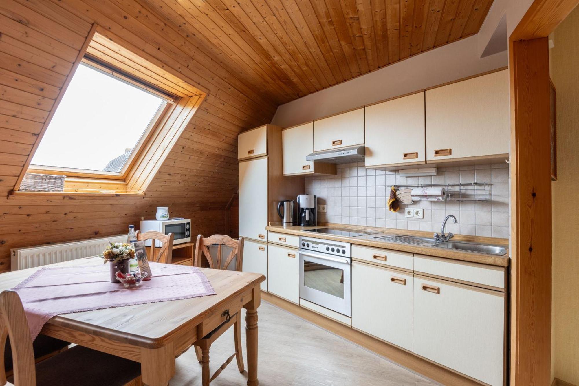 Ferienwohnungen Engelmann, 35107 Holtland Екстериор снимка