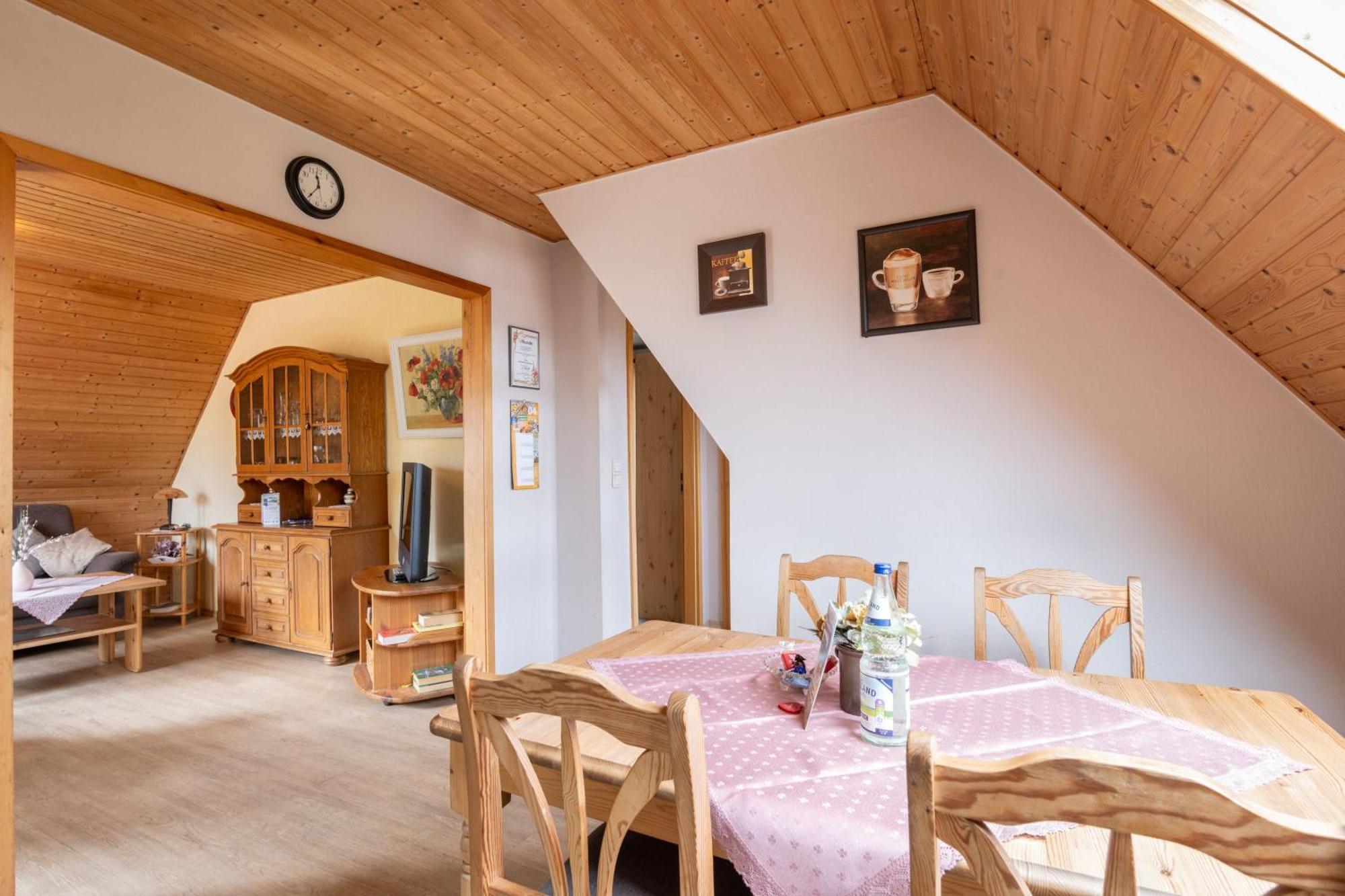 Ferienwohnungen Engelmann, 35107 Holtland Екстериор снимка